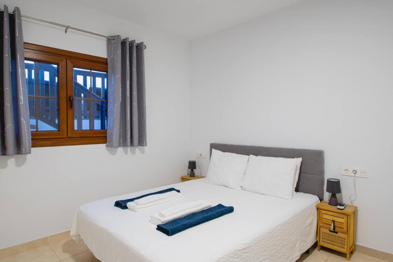 Villa Vista Reina - Luxury 6 Bedroom - Heated Pool- Views - Pool Table - Vista Lobos - Playa Blanca Exterior foto